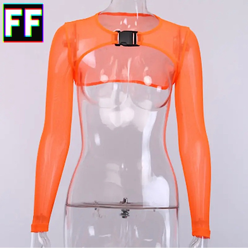 BUCKLE MESH CROP TOP